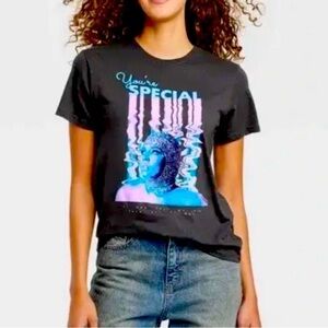 Lizzo Gray “You’re Special! concert Tee shirt size extra large